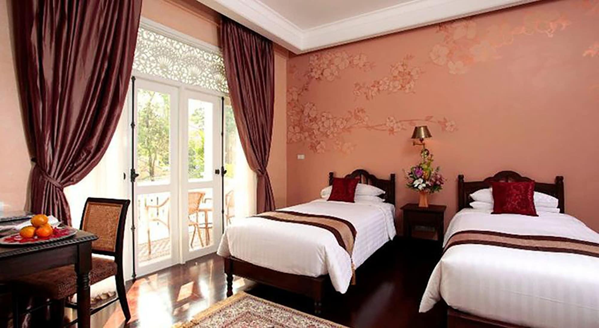Ping Nakara Boutique Hotel And Spa Chiang Mai Exteriör bild