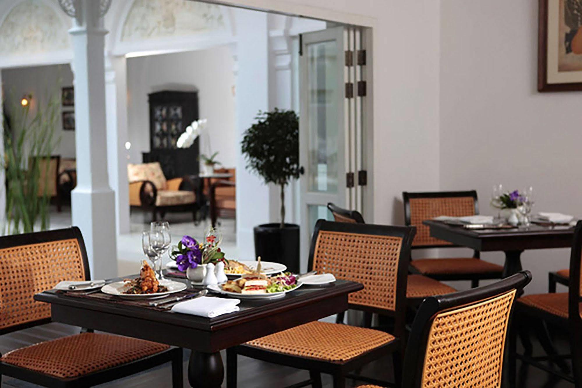 Ping Nakara Boutique Hotel And Spa Chiang Mai Exteriör bild